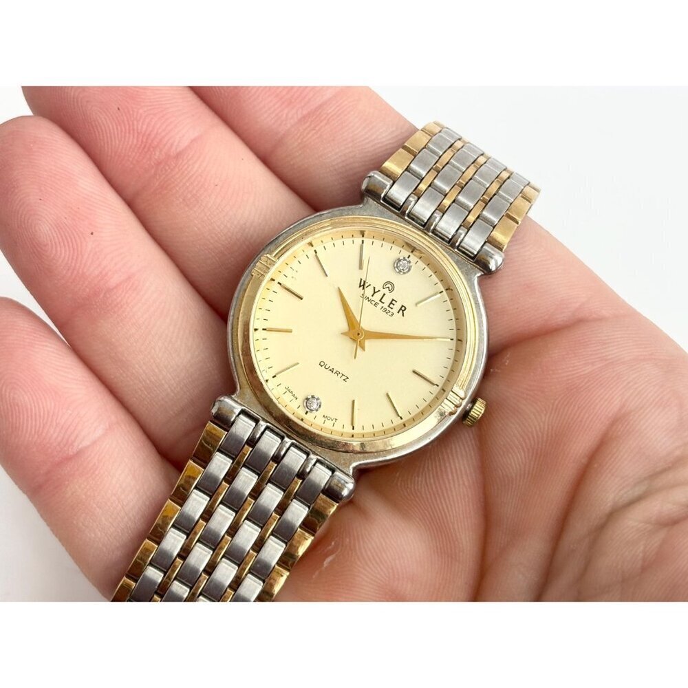 WYLER Diamond Dual Gold & Silver T Quartz Vintage Wristwatch - 27mm - WORKS! - Picture 8 of 10
